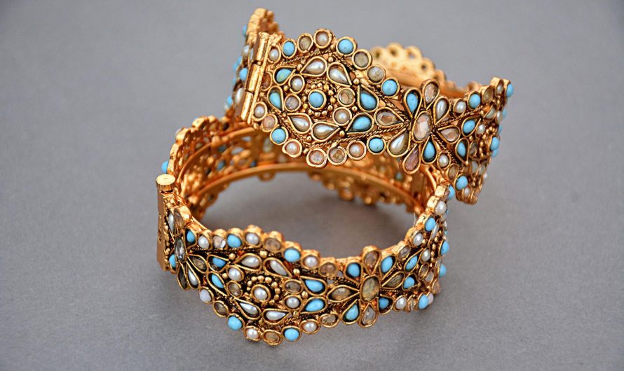 Jewellery tips for older women